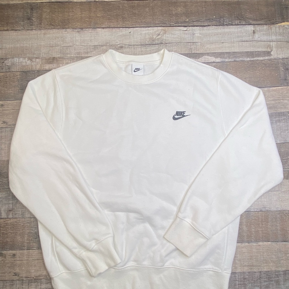 Nike Men's White Sweatshirt Swoosh Crew